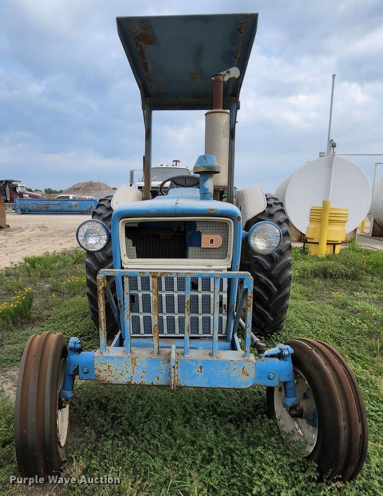 image for item MK9151 Ford 4000  tractor