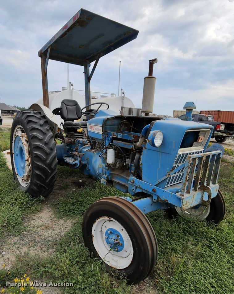 image for item MK9151 Ford 4000  tractor