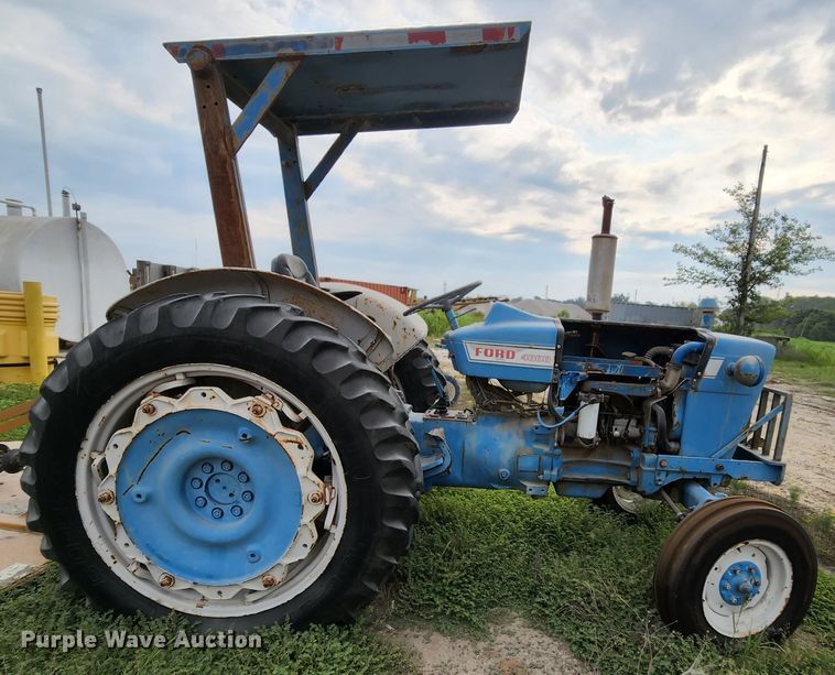 image for item MK9151 Ford 4000  tractor