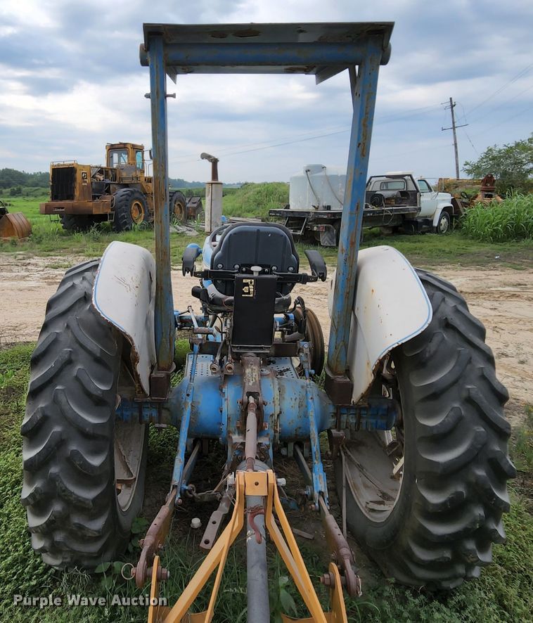 image for item MK9151 Ford 4000  tractor