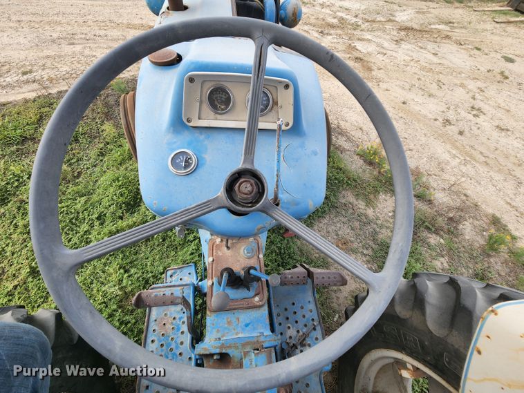 image for item MK9151 Ford 4000  tractor