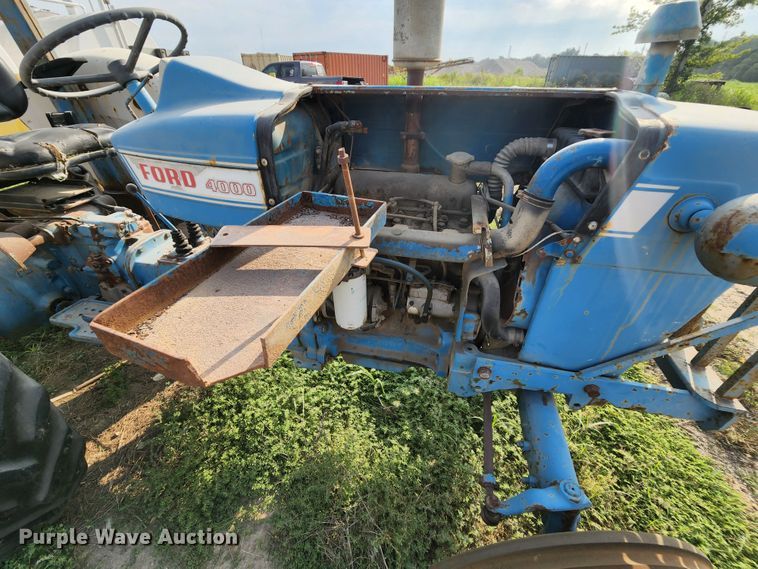 image for item MK9151 Ford 4000  tractor
