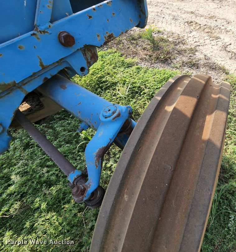 image for item MK9151 Ford 4000  tractor