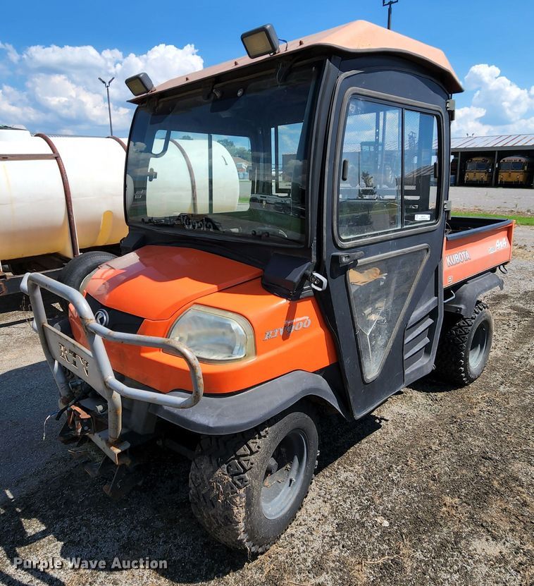 image for item MK9172 Kubota RTV 900  utility vehicle