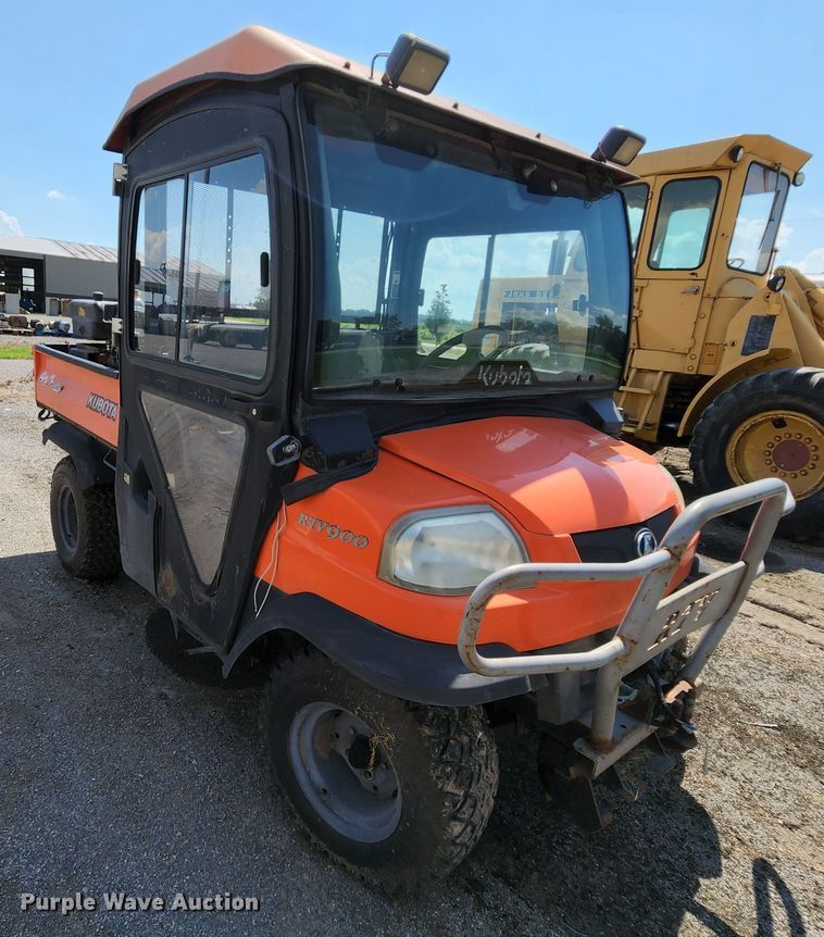 image for item MK9172 Kubota RTV 900  utility vehicle