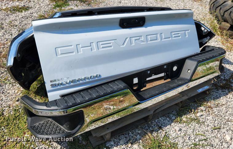 image for item MK9226 2020 Chevrolet Silverado  parts