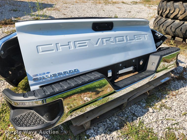 image for item MK9226 2020 Chevrolet Silverado  parts