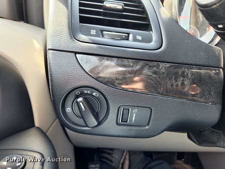 image for item MK9234 2014 Dodge Grand Caravan  van