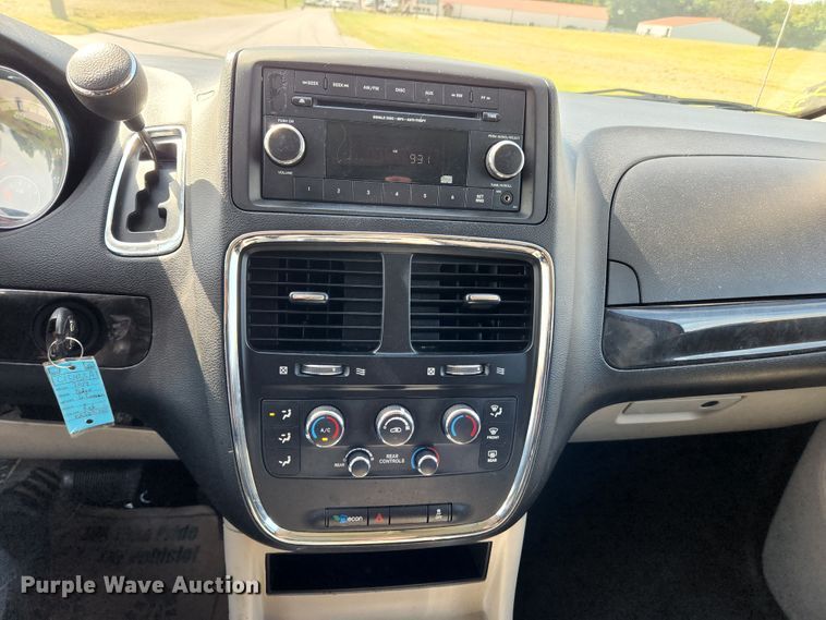 image for item MK9234 2014 Dodge Grand Caravan  van