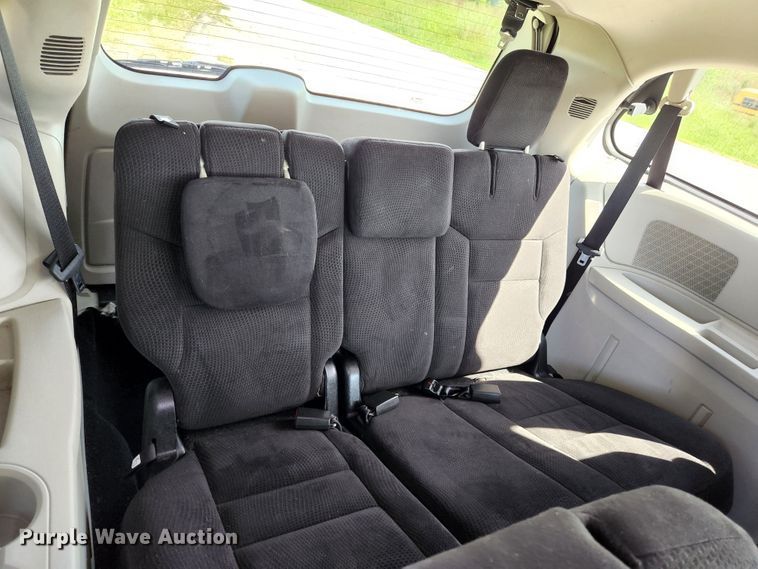 image for item MK9234 2014 Dodge Grand Caravan  van