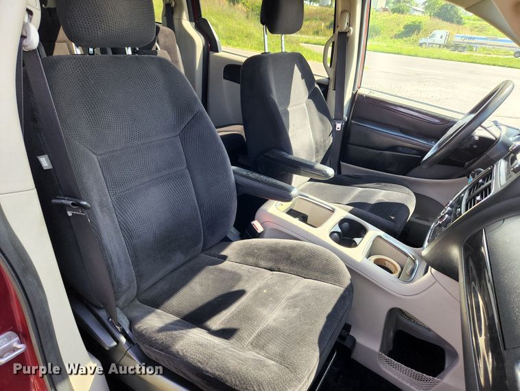 image for item MK9234 2014 Dodge Grand Caravan  van