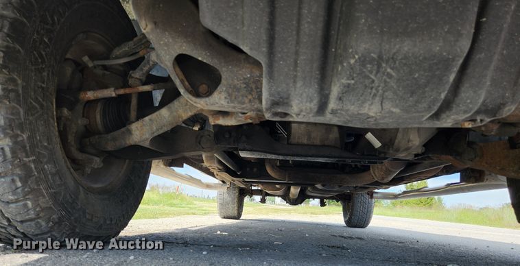 image for item MK9240 2005 Chevrolet Silverado 1500  Ext. Cab pickup truck