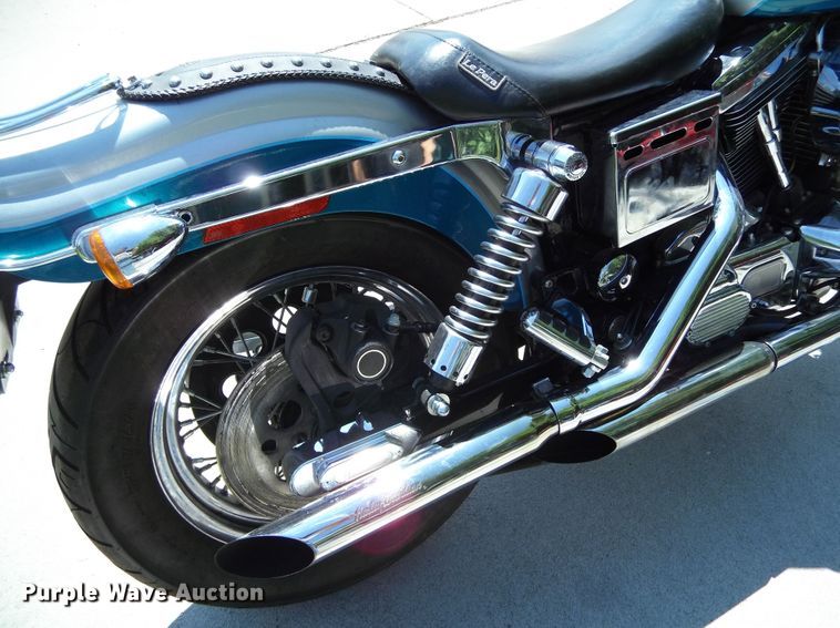 image for item MR9541 1994 Harley Davidson FXDWG  motorcycle