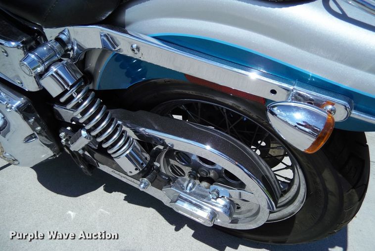 image for item MR9541 1994 Harley Davidson FXDWG  motorcycle