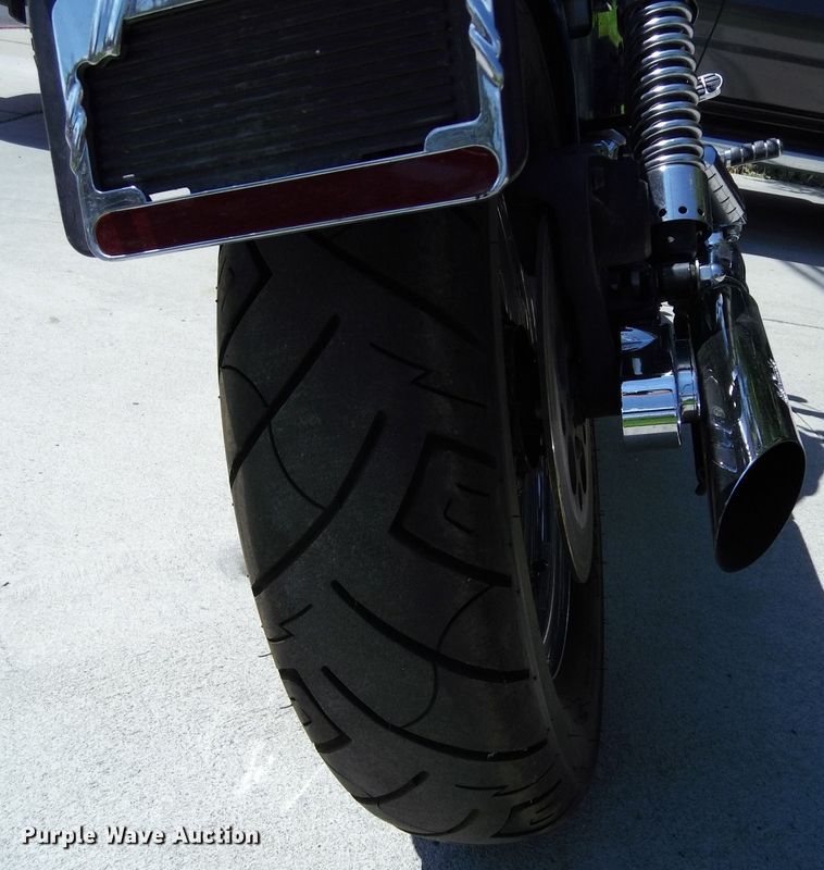 image for item MR9541 1994 Harley Davidson FXDWG  motorcycle