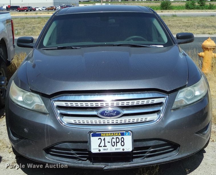 image for item MR9542 2011 Ford Taurus