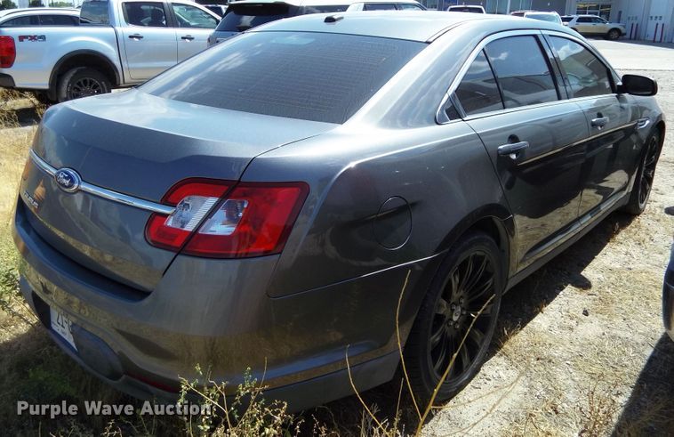 image for item MR9542 2011 Ford Taurus