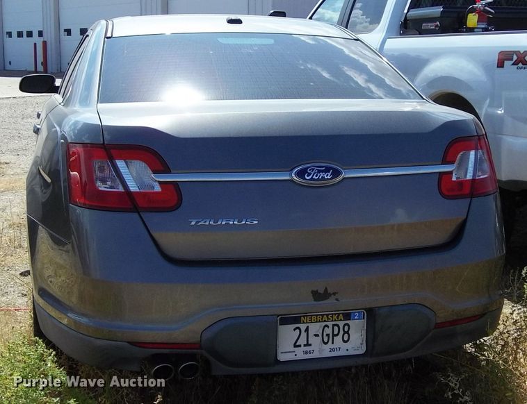 image for item MR9542 2011 Ford Taurus