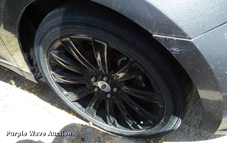 image for item MR9542 2011 Ford Taurus