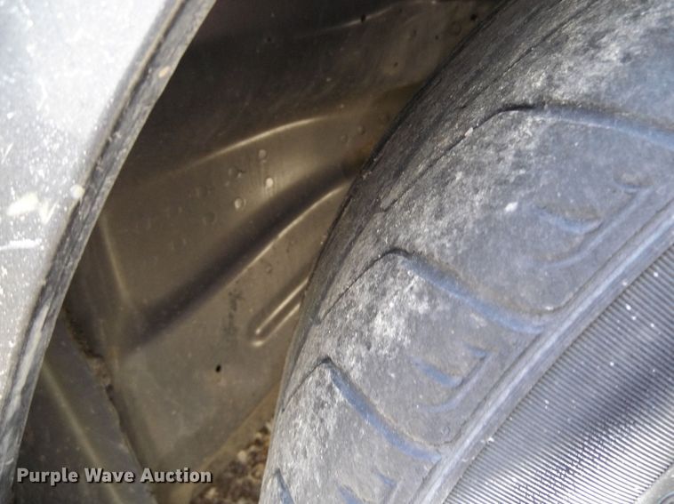 image for item MR9542 2011 Ford Taurus