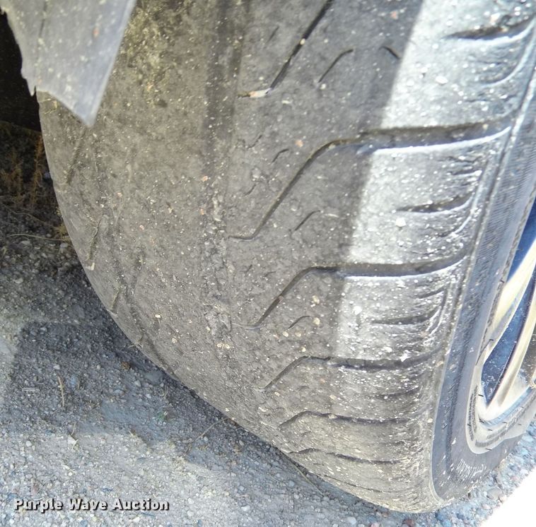 image for item MR9542 2011 Ford Taurus