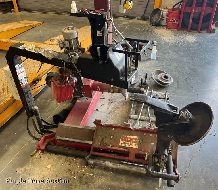 image for item MR9797 Coats CHD-4730  tire machine