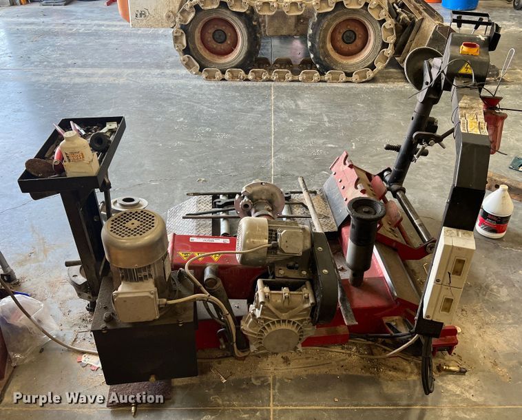 image for item MR9797 Coats CHD-4730  tire machine