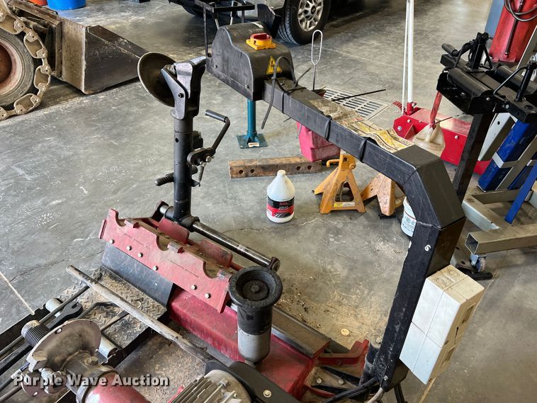 image for item MR9797 Coats CHD-4730  tire machine