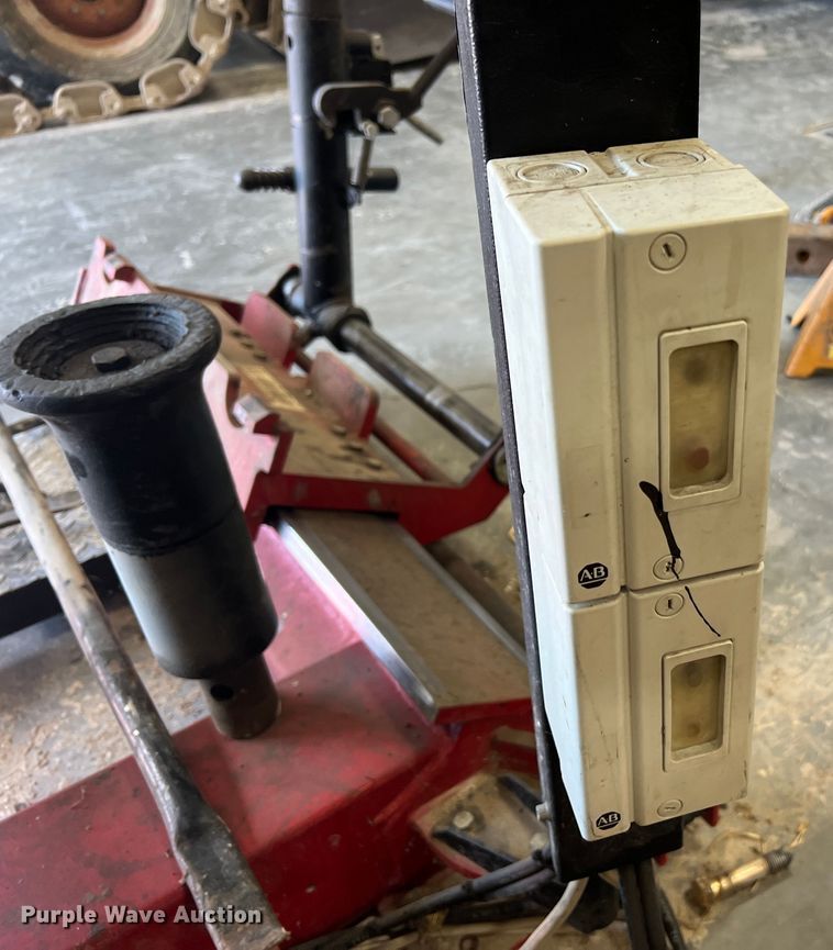 image for item MR9797 Coats CHD-4730  tire machine