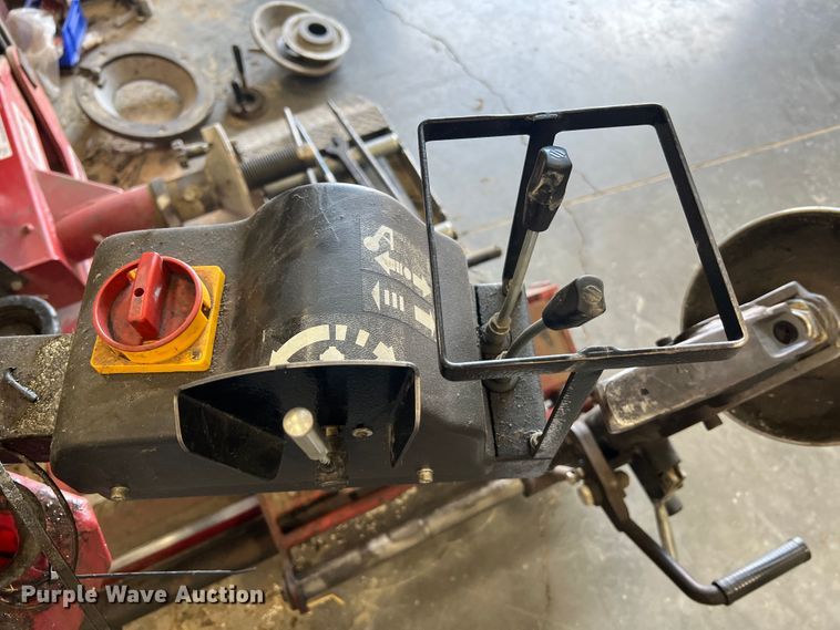 image for item MR9797 Coats CHD-4730  tire machine