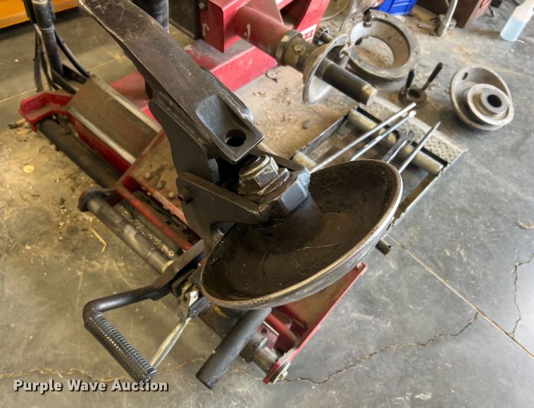 image for item MR9797 Coats CHD-4730  tire machine