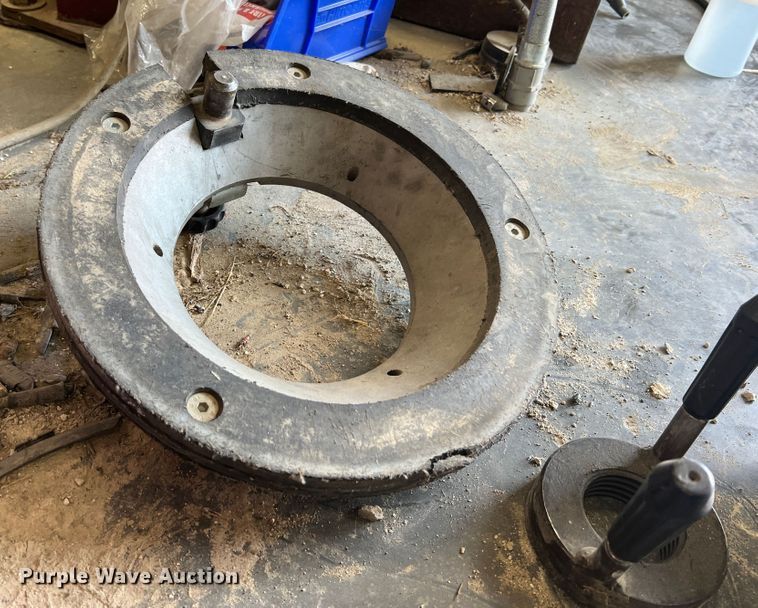 image for item MR9797 Coats CHD-4730  tire machine