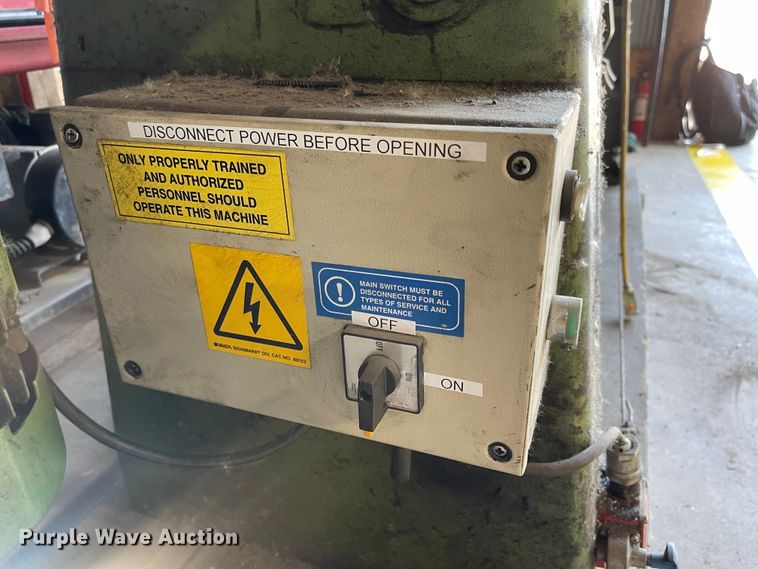 image for item MU9074 1995 Roundo  sheet metal roller