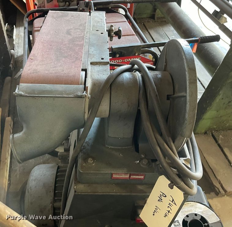 image for item MU9076 Tools