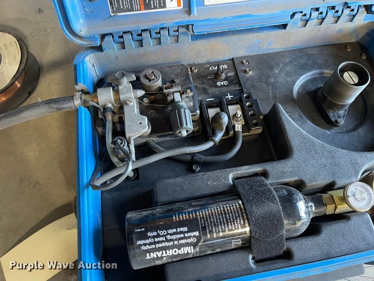 image for item MU9076 Tools