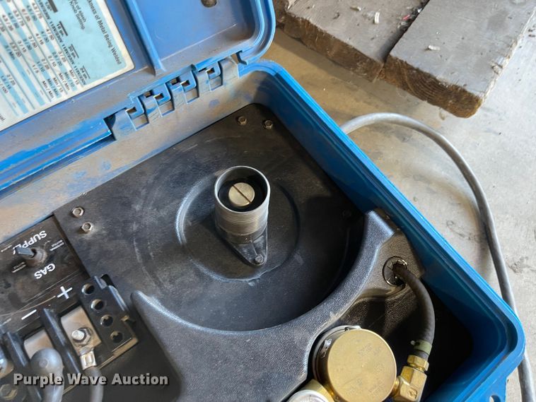 image for item MU9076 Tools