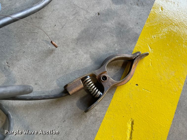 image for item MU9076 Tools