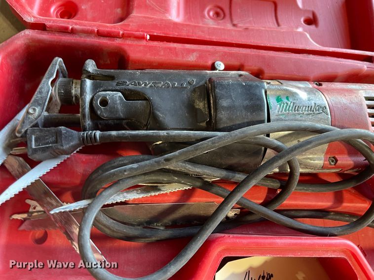 image for item MU9077 (2) Milwaukee reciprocating saws