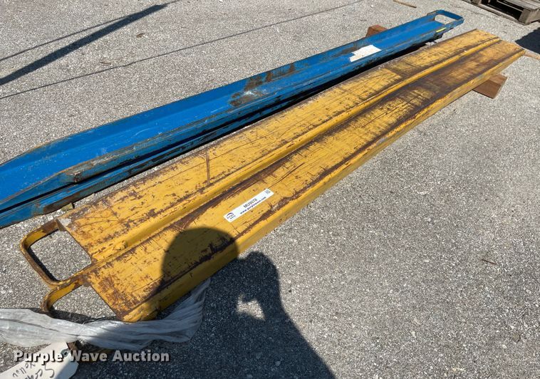 image for item MU9078 Forklift fork extensions