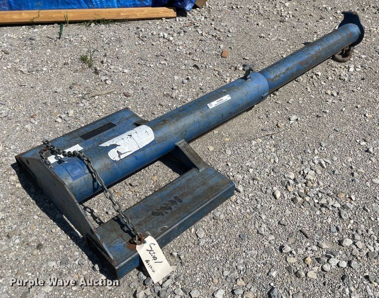 image for item MU9080 Vestil  boom