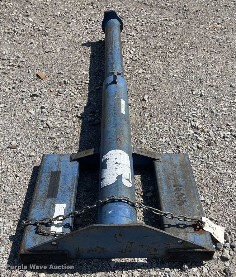 image for item MU9080 Vestil  boom