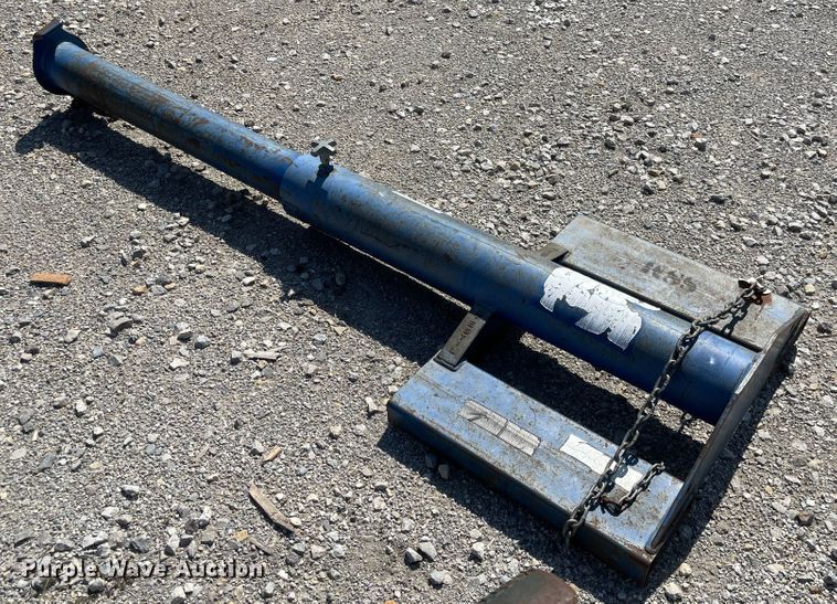 image for item MU9080 Vestil  boom