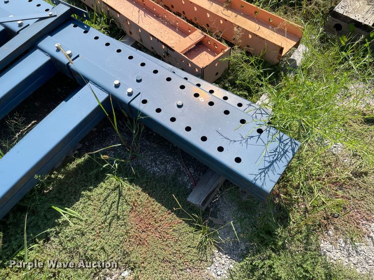 image for item MU9081 Steel racking