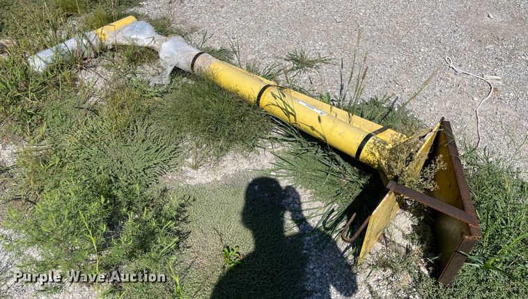 image for item MU9082 Wire welder swing arm mount