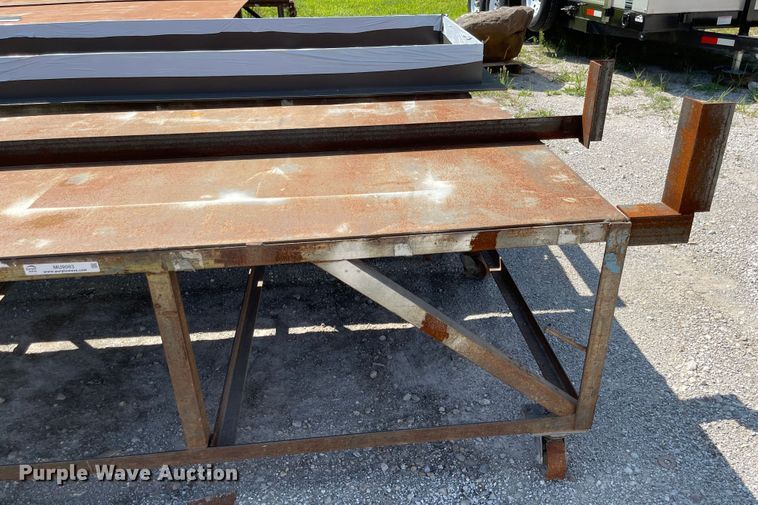 image for item MU9083 (3) steel tables