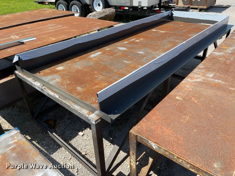 image for item MU9083 (3) steel tables