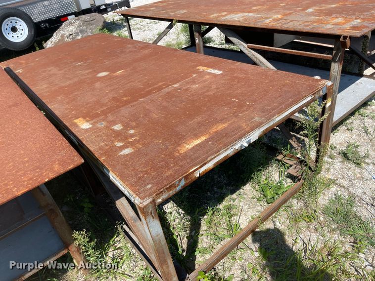image for item MU9083 (3) steel tables