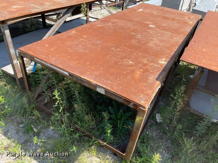 image for item MU9083 (3) steel tables