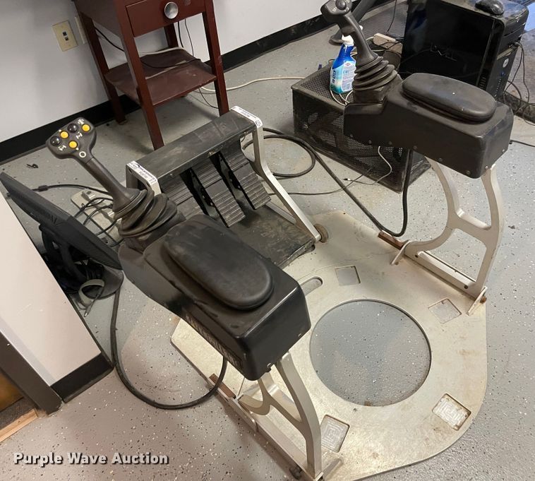 image for item MU9099 Motor grader training simulator