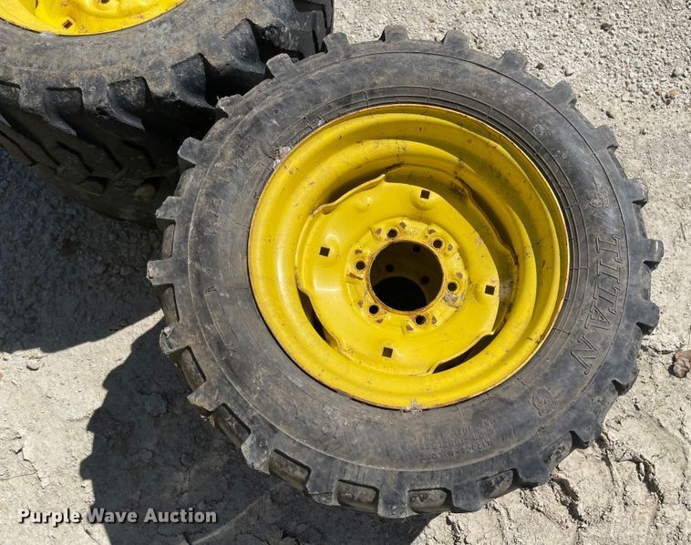 image for item MU9112 Tractor tires and wheels